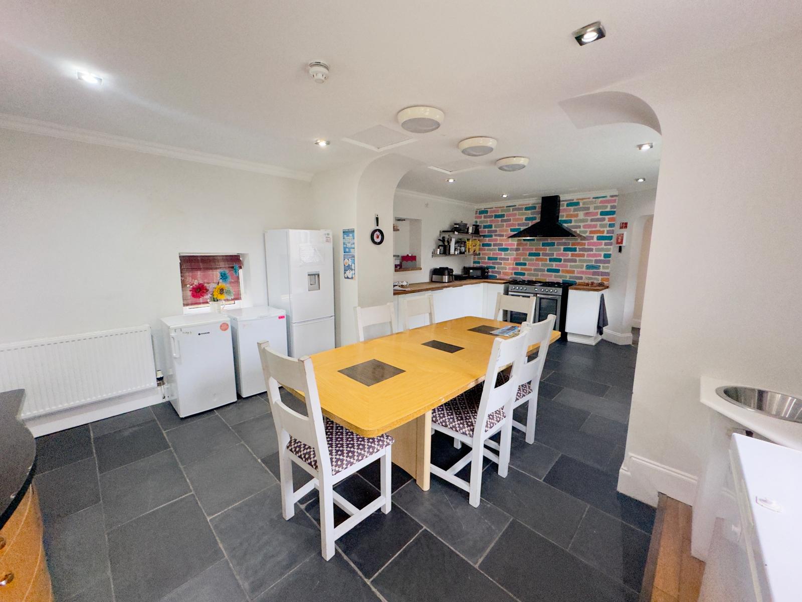 BRAESIDE HOUSE — photo 4