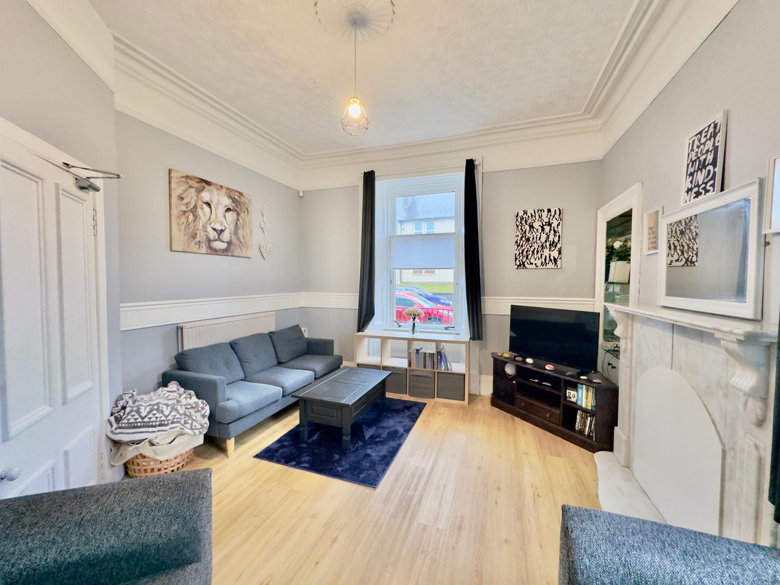 GLENDALE HOUSE — photo 1