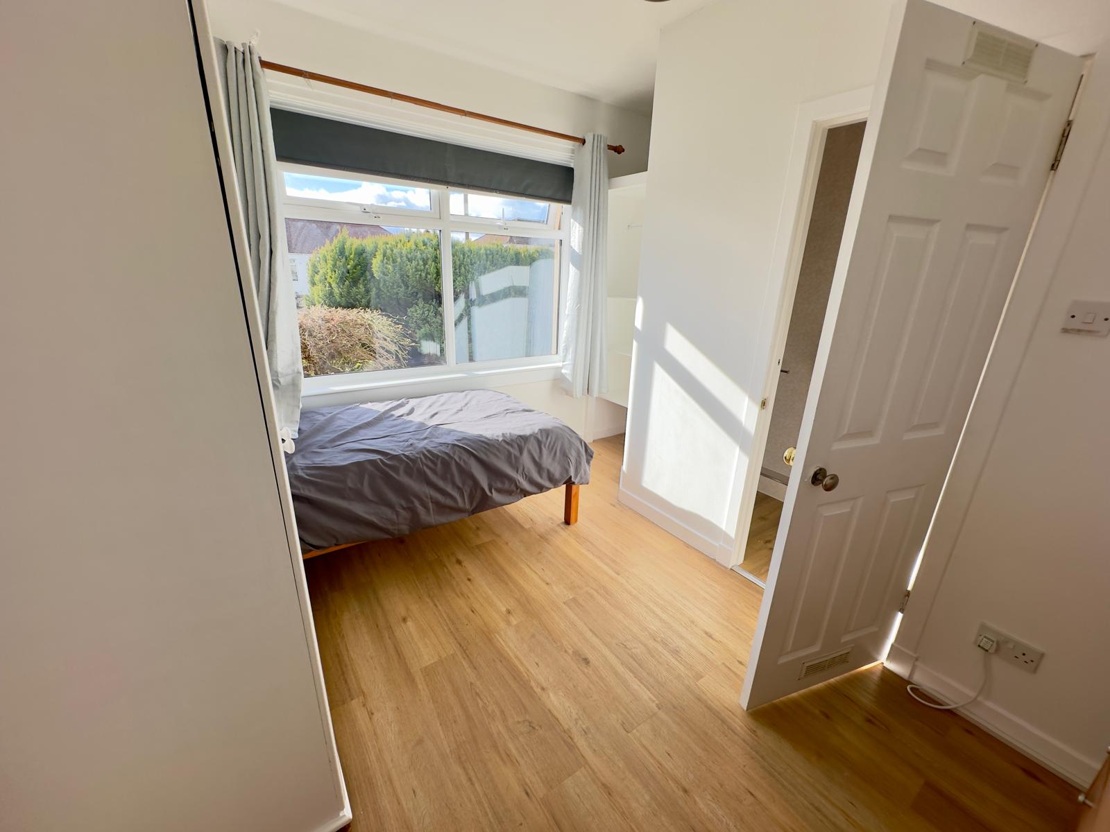 HILLVIEW HOUSE — photo 3